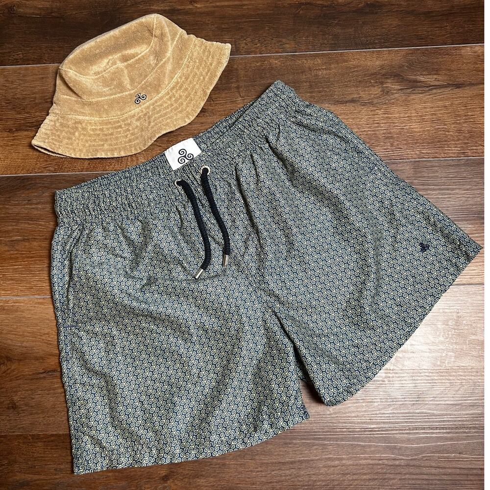ORIGEN MAN Men's Bucket Hat with Navy/Yellow /Logo pattern Swim Shorts Set